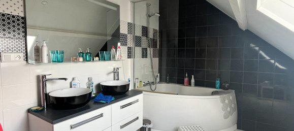 4 Schlafzimmer Haus in Darvoy, France, Nr. 61129 10