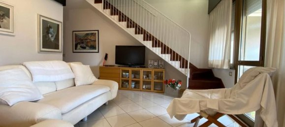 4-salle Penthouse à Viareggio, Italy No. 267646 15