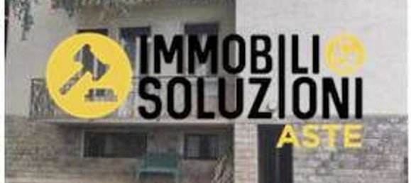 5 rooms House in Gorla Maggiore, Italy No. 98434 28