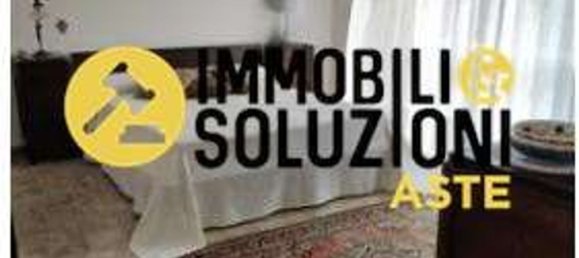 5 rooms House in Gorla Maggiore, Italy No. 98434 41