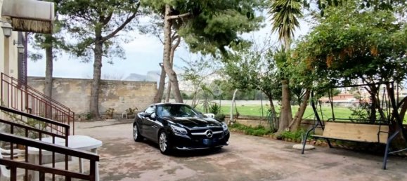 Дом с 11 спальнями в Палермо, Италия № 168238 10