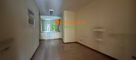 Офис 390м² в Кампобассо, Италия № 125048 9