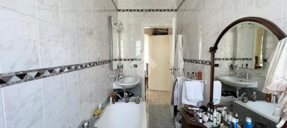 2 Schlafzimmer Wohnung in Bari, Italy, Nr. 112570 19