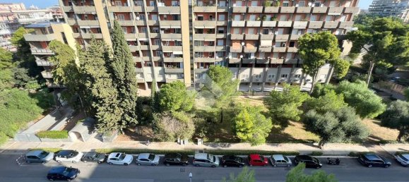 2 Schlafzimmer Wohnung in Bari, Italy, Nr. 112570 26