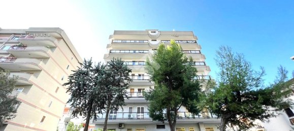 2 Schlafzimmer Wohnung in Bari, Italy, Nr. 112570 2