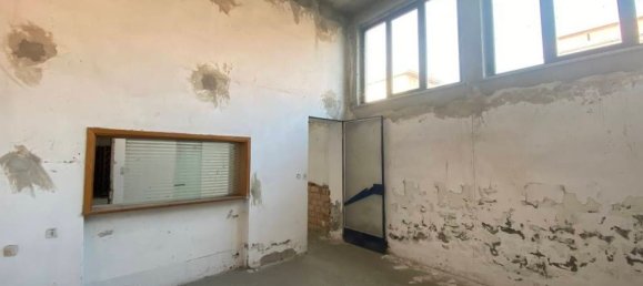 1250m² Warehouse in Piacenza, Italy No. 65410 7