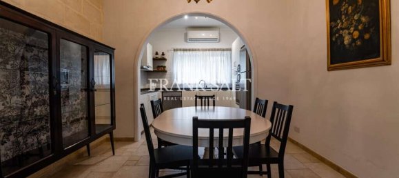 4 bedrooms House in Attard, Malta No. 10192 16