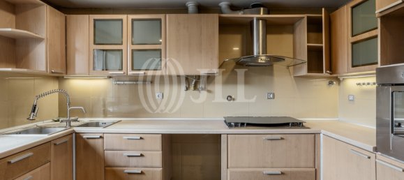 8 bedrooms Villa in Lisbon, Portugal No. 98428 13