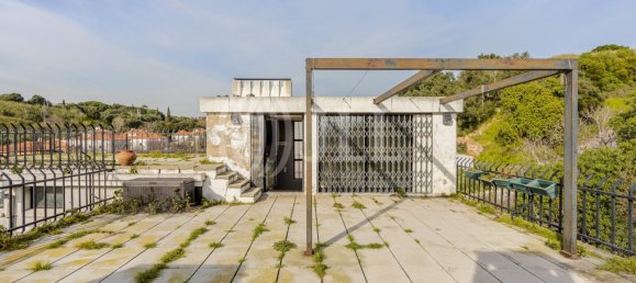 8 bedrooms Villa in Lisbon, Portugal No. 98428 22