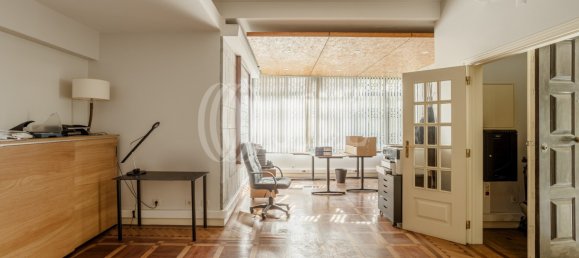 8 bedrooms Villa in Lisbon, Portugal No. 98428 8