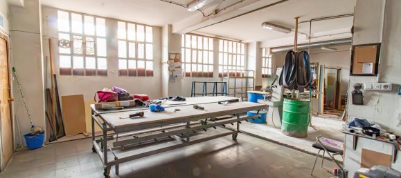 408m² Commercial property in Zaragoza, Spain No. 67587 7