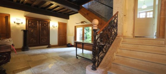 8 Schlafzimmer Haus in Tournus, France, Nr. 201738 14