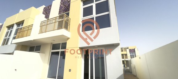 Вилла с 3 спальнями в Дубай, ОАЭ № 24592 9