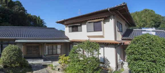 9 bedrooms House in Fukuoka, Japan No. 457 2