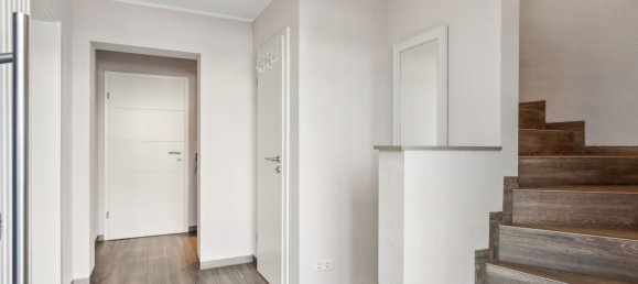 Дом с 4 комнатами в Хохзауэрланд, Германия № 16746 4