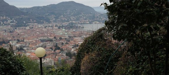 Вилла с 7 спальнями в Комо, Италия № 362329 25