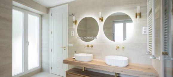 3 bedrooms Apartment in Madrid, Spain No. 124816 15