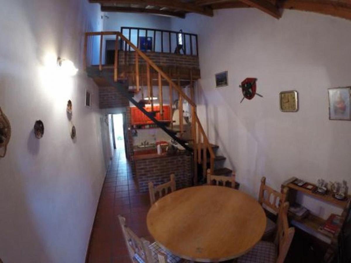 3 bedrooms House in Mar del Plata, Argentina No. 85405