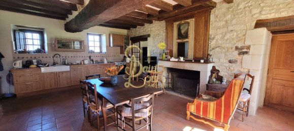 5 bedrooms House in Richelieu, France No. 75897 5