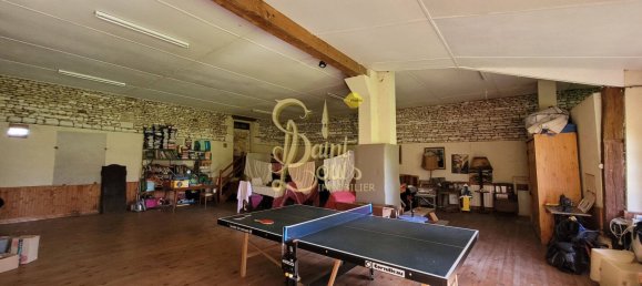 5 bedrooms House in Richelieu, France No. 75897 19