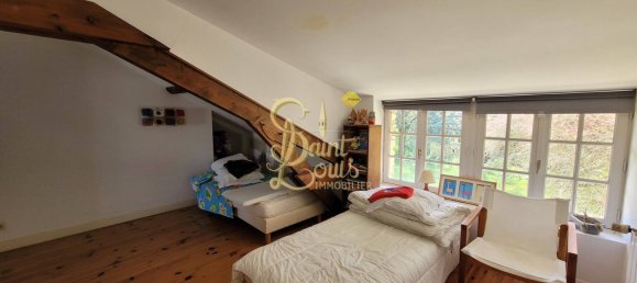 5 bedrooms House in Richelieu, France No. 75897 10