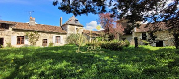 5 bedrooms House in Richelieu, France No. 75897 22