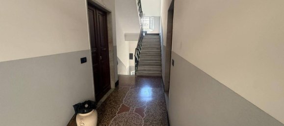 1 bedroom Apartment in Genoa, Italy No. 302554 2