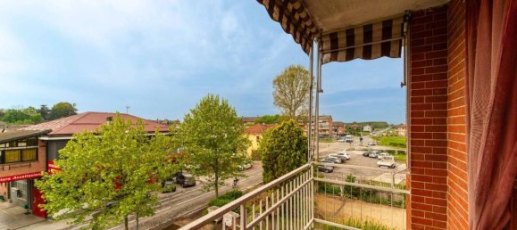 4 rooms Apartment in Poirino, Italy No. 149939 8