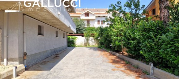 5غرفة شقة في Pescara, Italy رقم 258811 4