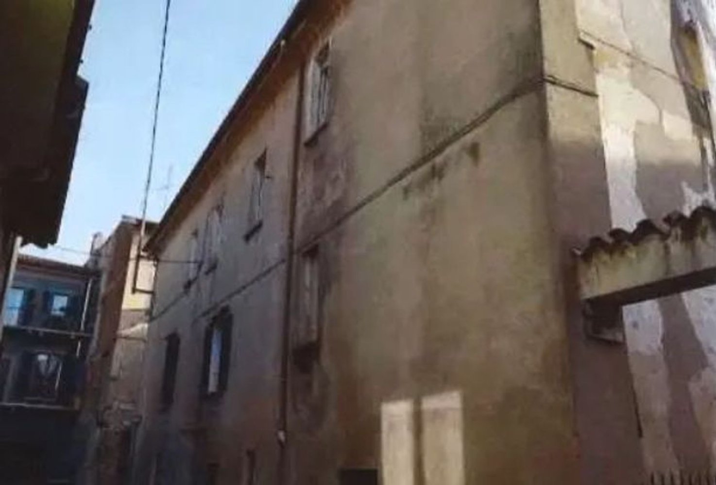 3غرفة شقة في Induno Olona, Italy رقم 198979