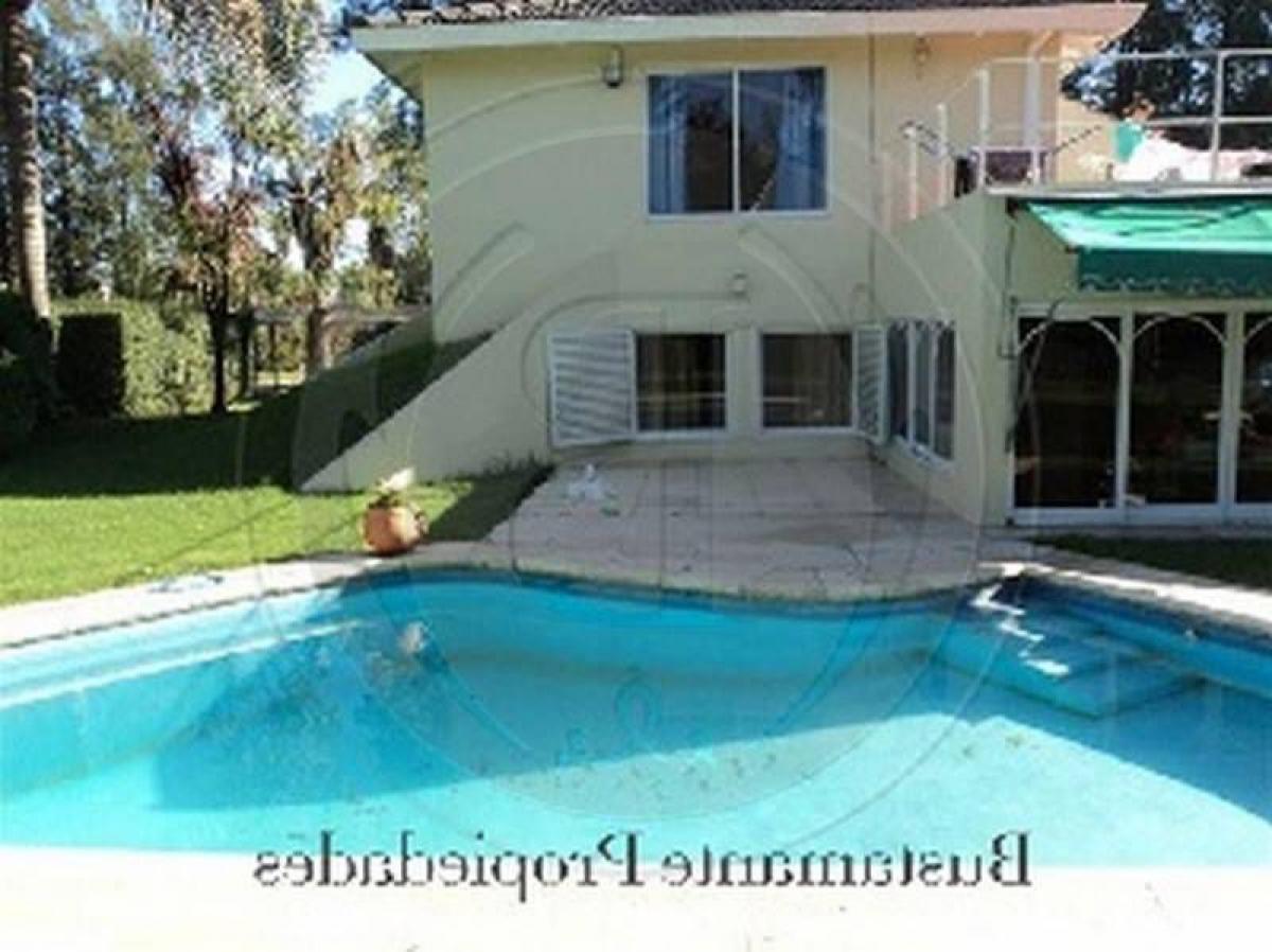 4 bedrooms House in Pilar, Argentina No. 103642