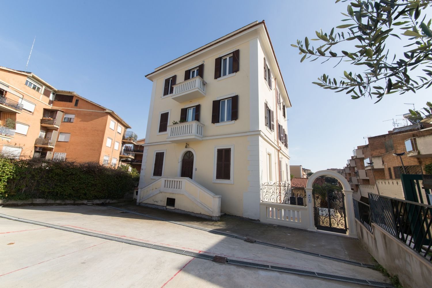 3-Zimmer Wohnung in Rome, Italy, Nr. 44739