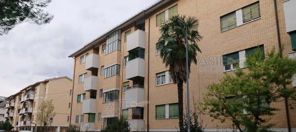 Apartamento de 5 habitaciónes en Teramo, Italy No. 95411 13