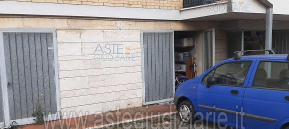 Apartamento de 5 habitaciónes en Teramo, Italy No. 95411 21