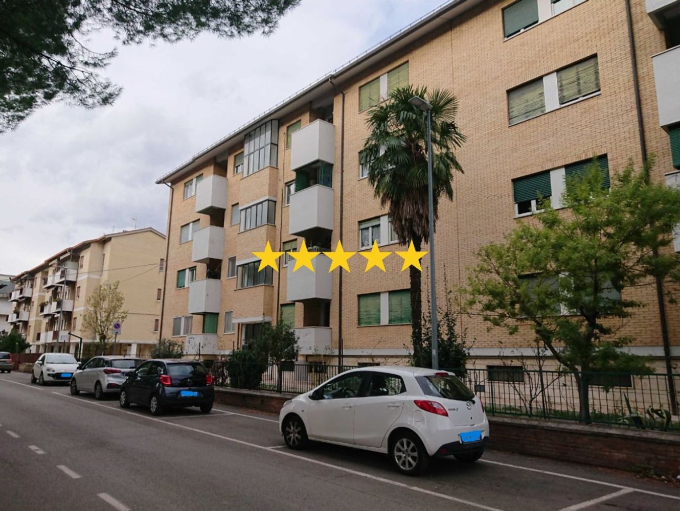 Apartamento de 5 habitaciónes en Teramo, Italy No. 95411