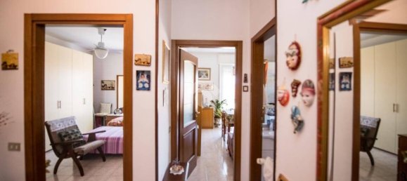 1 bedroom Apartment in Milan, Italy No. 320592 17
