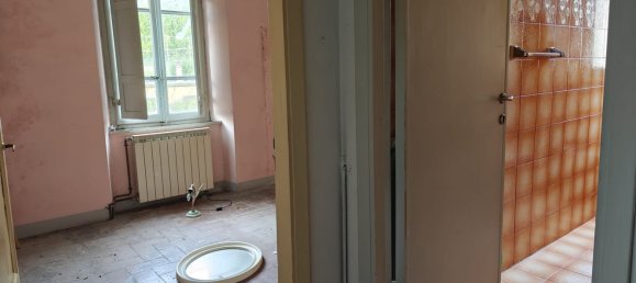 Gebäude in Camaiore, Italy 337m², Nr. 47509 21