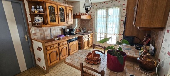 4 bedrooms House in Romorantin-Lanthenay, France No. 272770 2