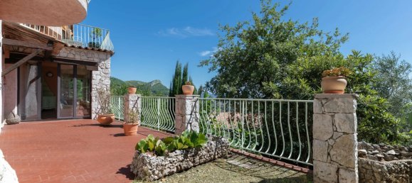 5 bedrooms Villa in Alpes-Maritimes, France No. 322601 36