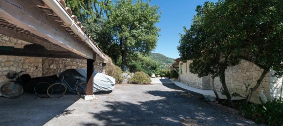 5 bedrooms Villa in Alpes-Maritimes, France No. 322601 33