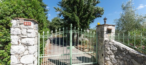 5 bedrooms Villa in Alpes-Maritimes, France No. 322601 38