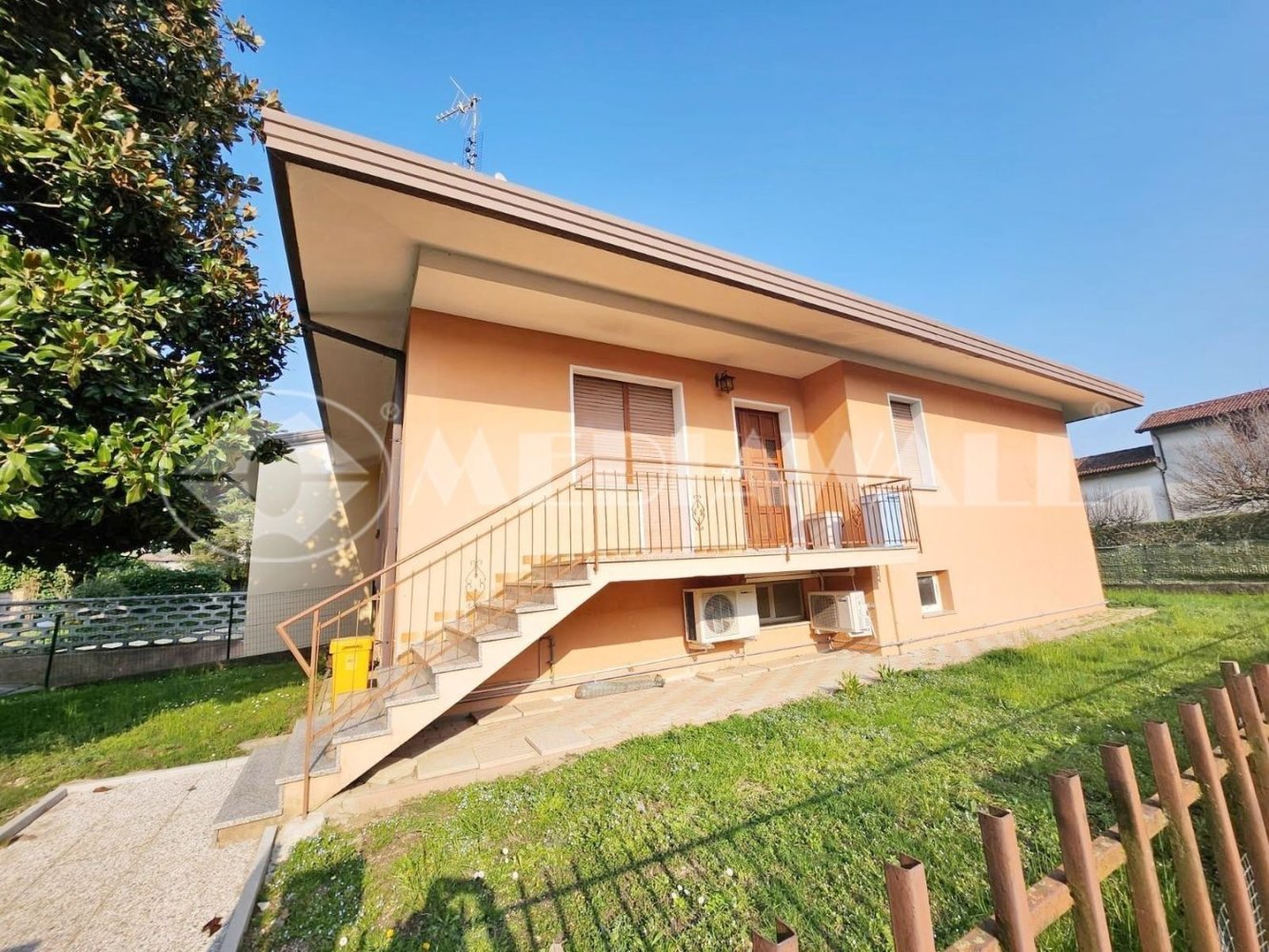 7 rooms House in Pordenone, Italy No. 15651