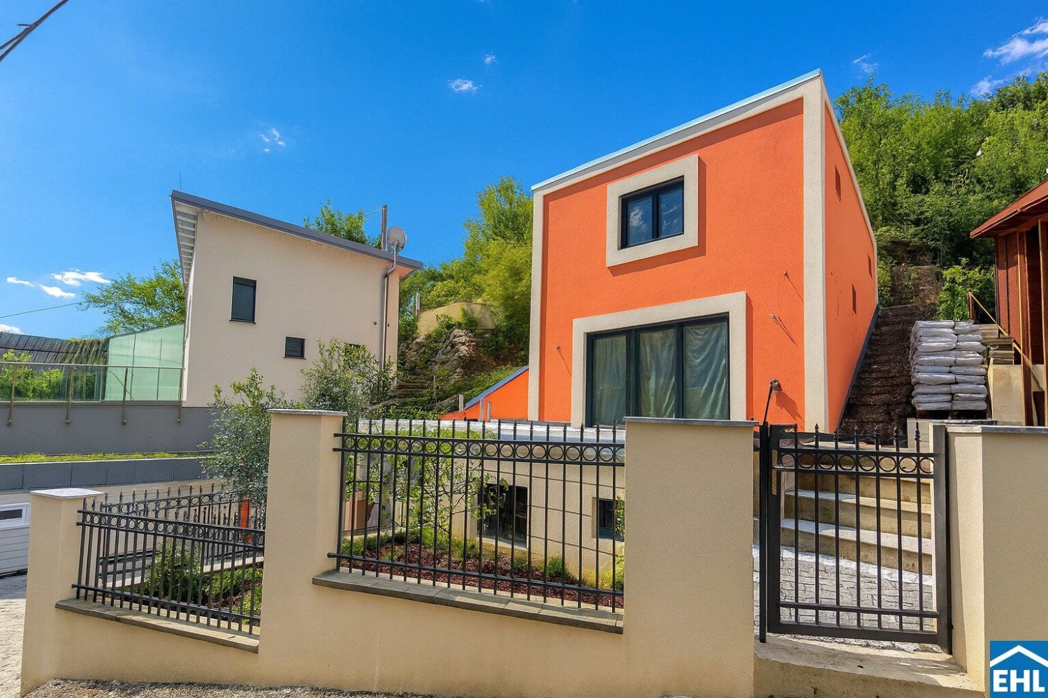  قطعة أرض في Penzing, Austria 137متر مربع رقم 208812