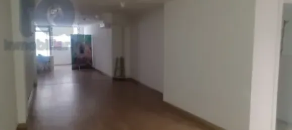 98m² Commercial property in Granada, Spain No. 138891 11