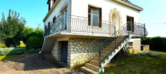 Casa de 5 dormitorios en Saint-Laurent-en-Gatines, France No. 251495 10