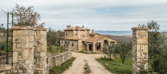 10غرفة منزل في Montecchio, Italy رقم 237806 3