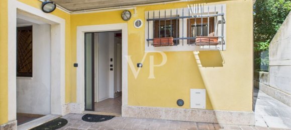 1 bedroom Apartment in Verona, Italy No. 374926 19