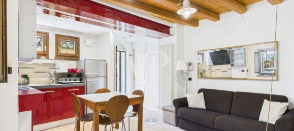 1 bedroom Apartment in Verona, Italy No. 374926 4