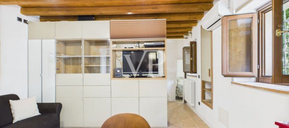 1 bedroom Apartment in Verona, Italy No. 374926 10