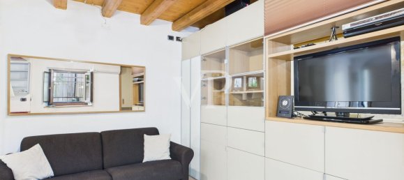 1 bedroom Apartment in Verona, Italy No. 374926 9